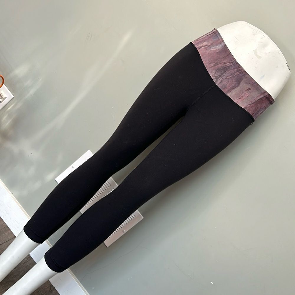 Lululemon size 4 capris